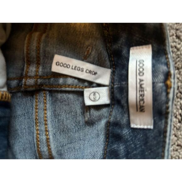 Good American Jeans - Picture 3 of 5